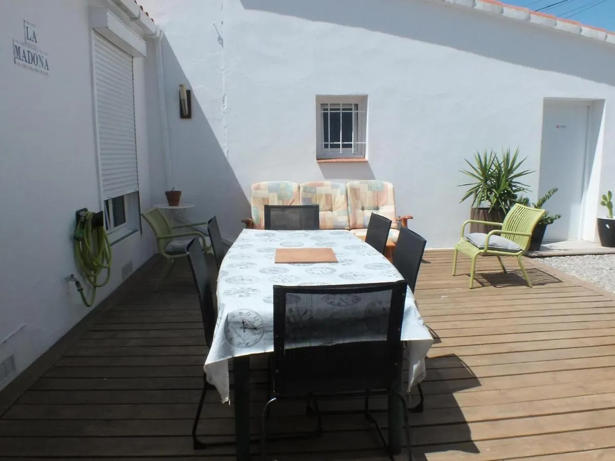 Σπίτι διακοπών Casa En Santa Margarita Para 6/7 Personas Con Terraza Jardin Y Patio Trasero - Es-204-61 Ρόζες